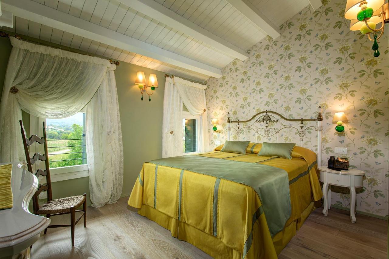 Colonia Resort วิตโตรีโอ เวเนโต ภายนอก รูปภาพ